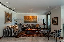 Sea front apartment in the best condominium in Sao Conrado