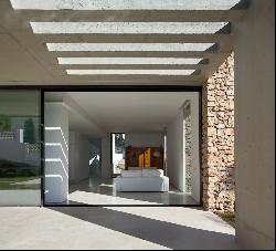 Contemporary Hillside Villa with Four Volumes in the Sought-Afte, Teulada 03724