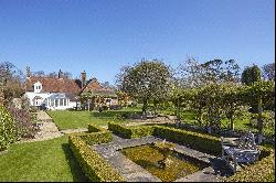 Tillington, Petworth, West Sussex, GU28 0RA