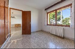 Villa for renovation in perfect location Sant Elm