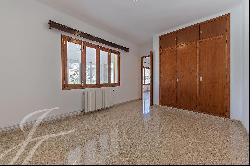 Villa for renovation in perfect location Sant Elm