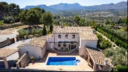 Rustic Elegance in Benissa: A Traditional Finca with Vineyard &a, Benissa 03720