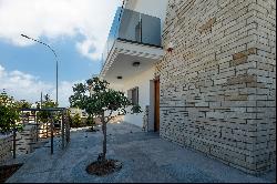 Three Bedroom Private Residence In Peyia, Pafos