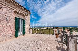 19th century villa nestled in the hills of Frigintini