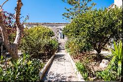 19th century villa nestled in the hills of Frigintini