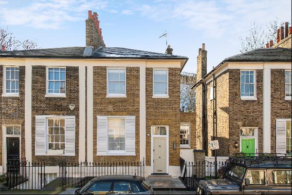 A recently refurbished, low built house with a South-facing garden for sale in Belgravia, 