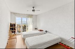 Top floor flat with beautiful view of the lake