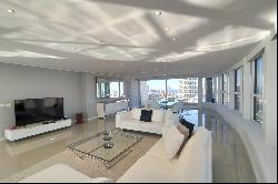 Luxurious penthouse with unparalleled views