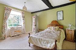 Stoneham, Lewes, East Sussex, BN8 5RJ