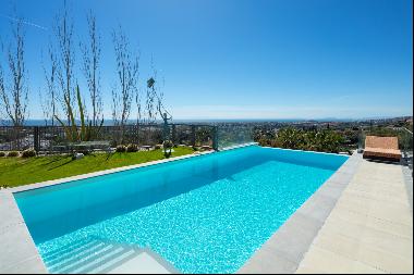 Herrojo 79: Stunning villa with panoramic sea views in La Quinta
