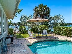 648 Bayview Dr, Longboat Key, FL 34228