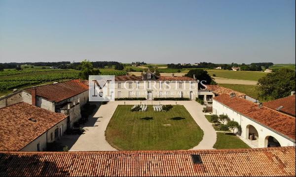 Stunning 16th century logis on 25 acres located between Cognac and Bordeaux