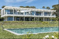 Cap d'Antibes - Exceptional contemporary villa with sea view