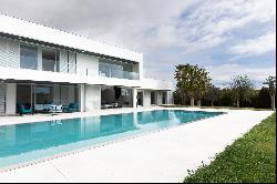 Contemporary house with swimming pool and garage