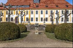 Imperial Baroque Castle Seußlitz between Dresden & Meißen - Investment Project