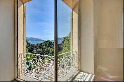 Marseille 7th, Corniche Kennedy - House with sea view and garden