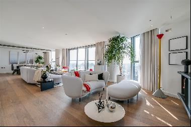 Four bedroom apartment with London’s most prestigious riverside address