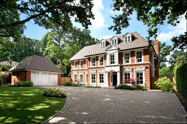 An exceptional six bed family home in this sought after location in Sunningdale.