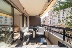 100 metres from the Croisette Lovely 2 room flat