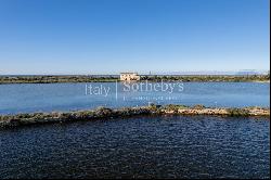 Pied dan s l'eau historic residence on Isola Lunga