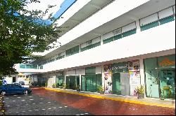 5731 - Premises for rent in Canaima Center 207, 