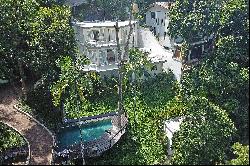 House in condominium overlooking Pedra da Gávea