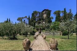 Rocca di Cetona, a superlative villa with breathtaking views