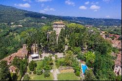 Rocca di Cetona, a superlative villa with breathtaking views