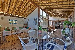 Rustic house in Praia dos Ossos