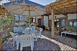 Rustic house in Praia dos Ossos