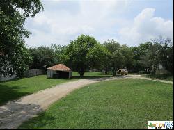 840 S Castell Avenue, New Braunfels TX 78130