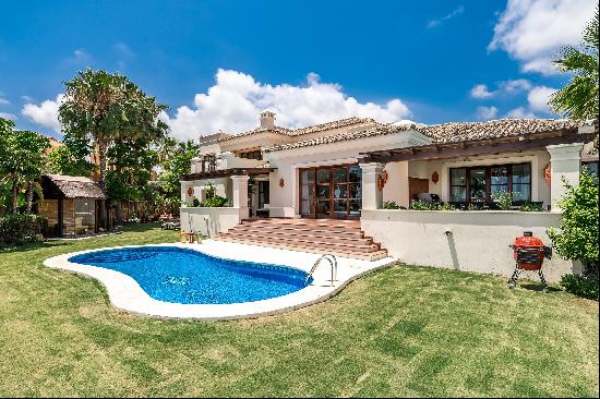 Charming Andalusian Villa in the hearth of The Golf Valley