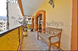 Apartment with large balcony in Fonte da Saudade