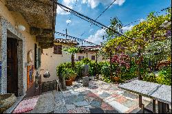 Charming Ticino house in the historic center with garden