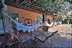 House designed by Octavio Raja Gabaglia at Manguinhos beach