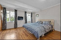 Heathside, Esher, Surrey, KT10 9TB