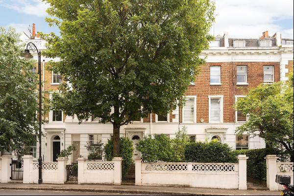 A five bedroom freehold house with a garden for sale on the Old Brompton Road, South Kensi