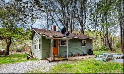7 Grefe Road, Scaly Mountain NC 28775