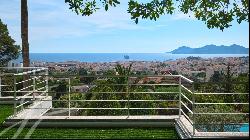Cannes Oxford district Villa with panoramic sea view