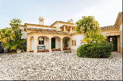 Detached house, 5 bedrooms, for Sale