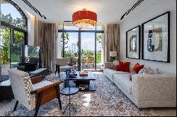 Luxurious Seafront Royal Villa on Palm Jumeirah