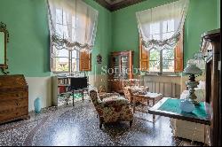 Elegant apartment with terrace in Lucca