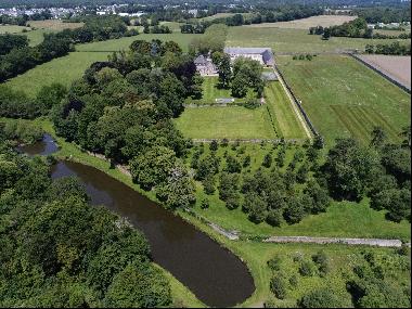 Invest in a 25ha estate 10 minutes from the Gulf of Morbihan