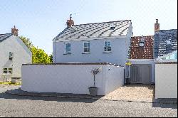 Chiswell House, 1 Le Grand Manel, La Rue Des Frenes, St Martin, GY4 6TU