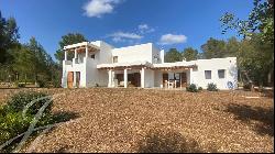 Authentic Ibizencan Villa in the middle of the countryside