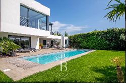 PERSPECTIVE - Contemporary villa with pool and ocean view in Biarritz