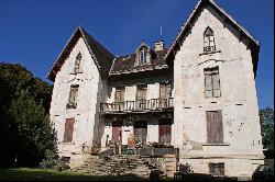 CLOSE TO BAYONNE, CHATEAU BUILT IN XXTH CENTURY ON 4 HA LANDS