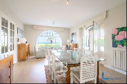 HENDAYE, BEAUTIFUL SEAFRONT APARTMENT OF 149 SQ.M.