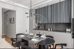 101 sqm flat for sale in Cortes, Madrid, Madrid 28014