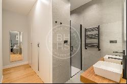 101 sqm flat for sale in Cortes, Madrid, Madrid 28014